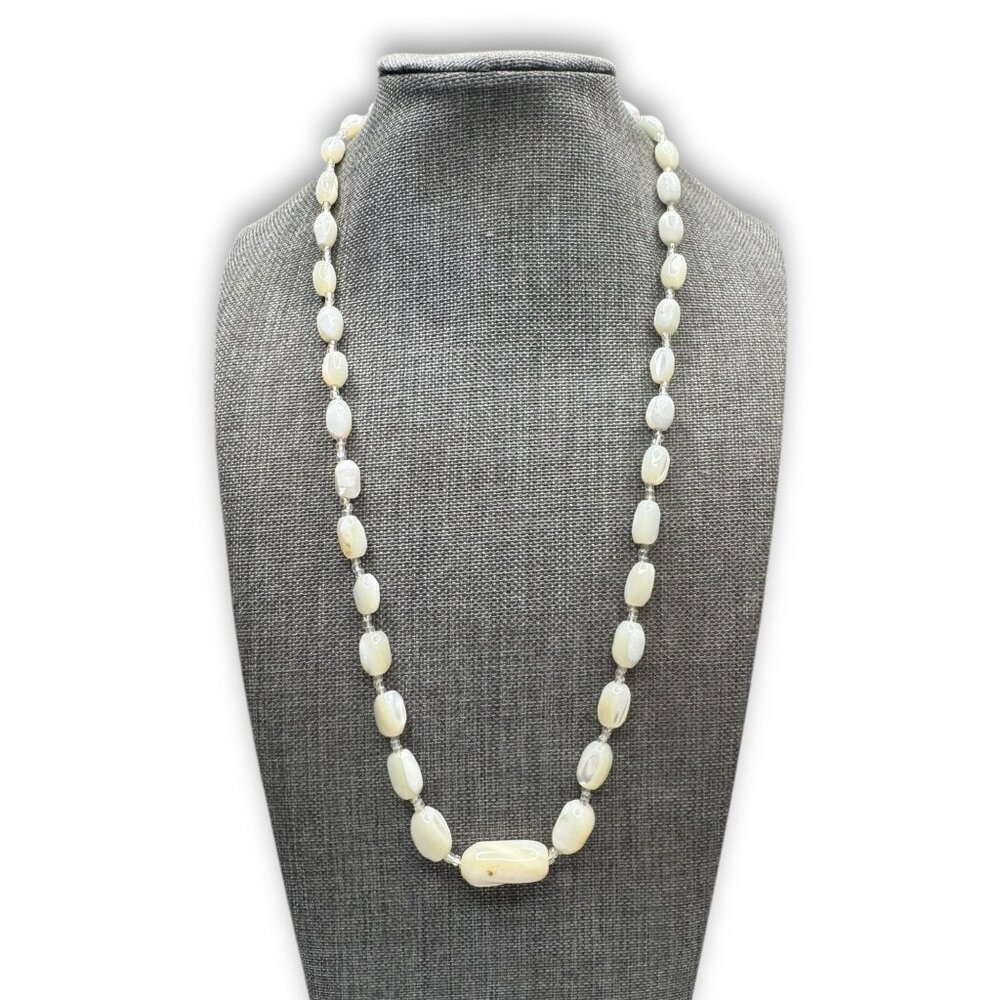 Vintage 21" Mother Of Pearl Beaded Necklace Sterling Silver - Picture 1 of 5